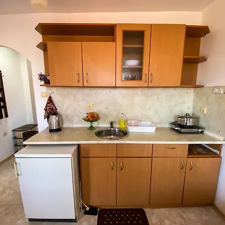 Yana 아파트 오브조르